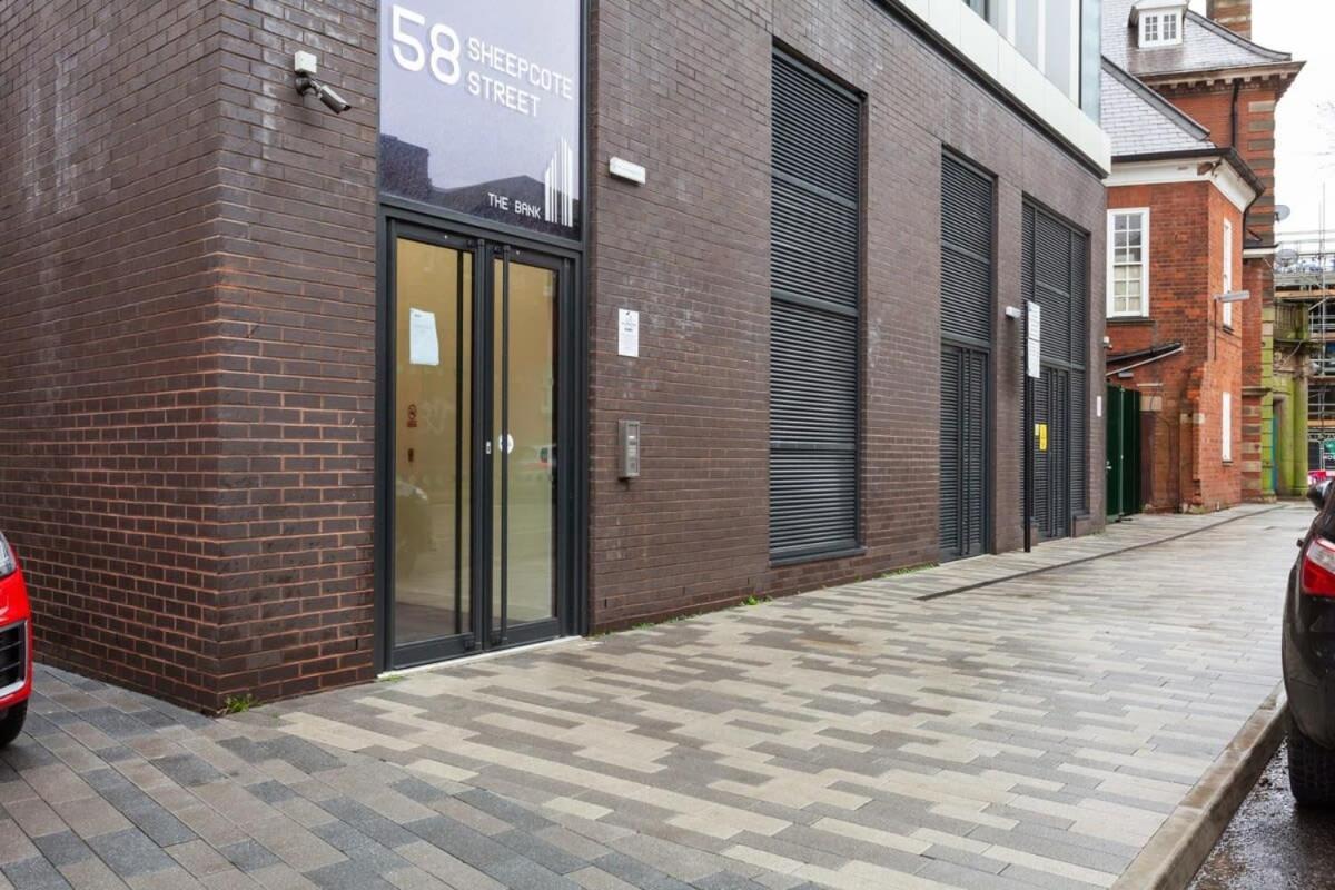 Stunning Modern 1Br Flat In Central バーミンガム エクステリア 写真
