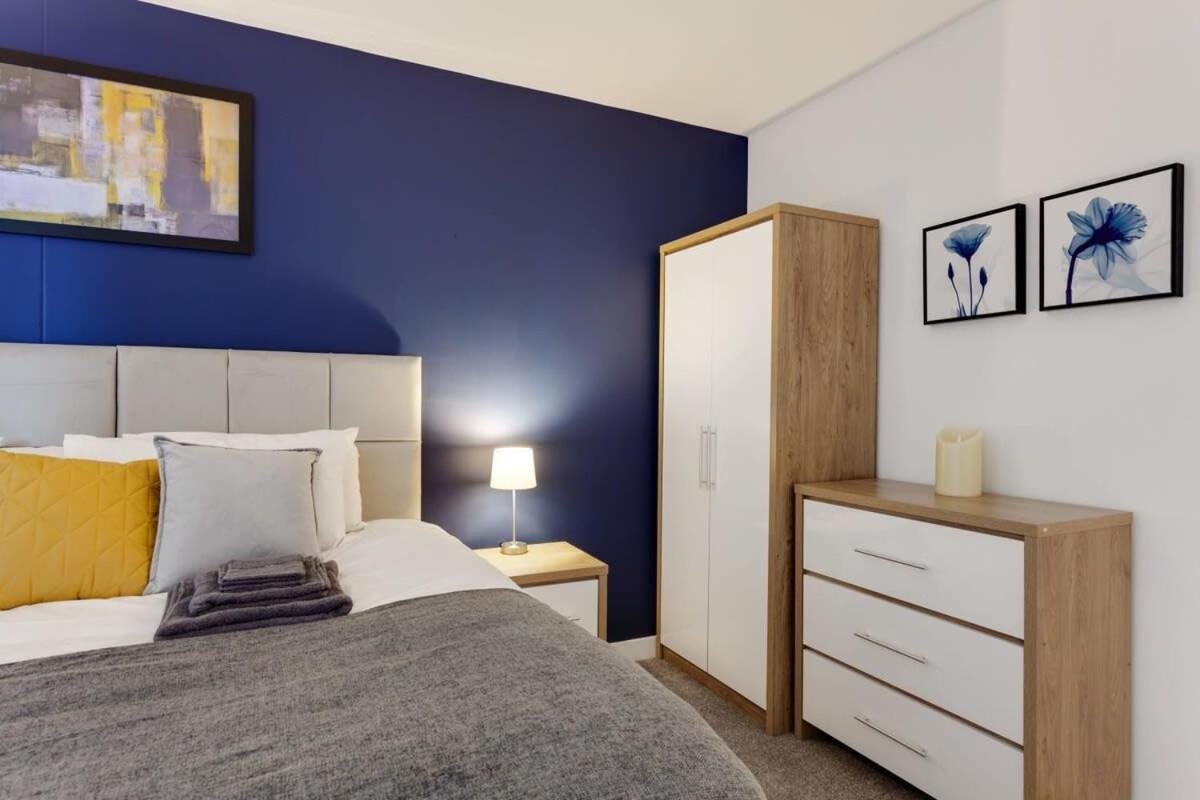 Stunning Modern 1Br Flat In Central バーミンガム エクステリア 写真