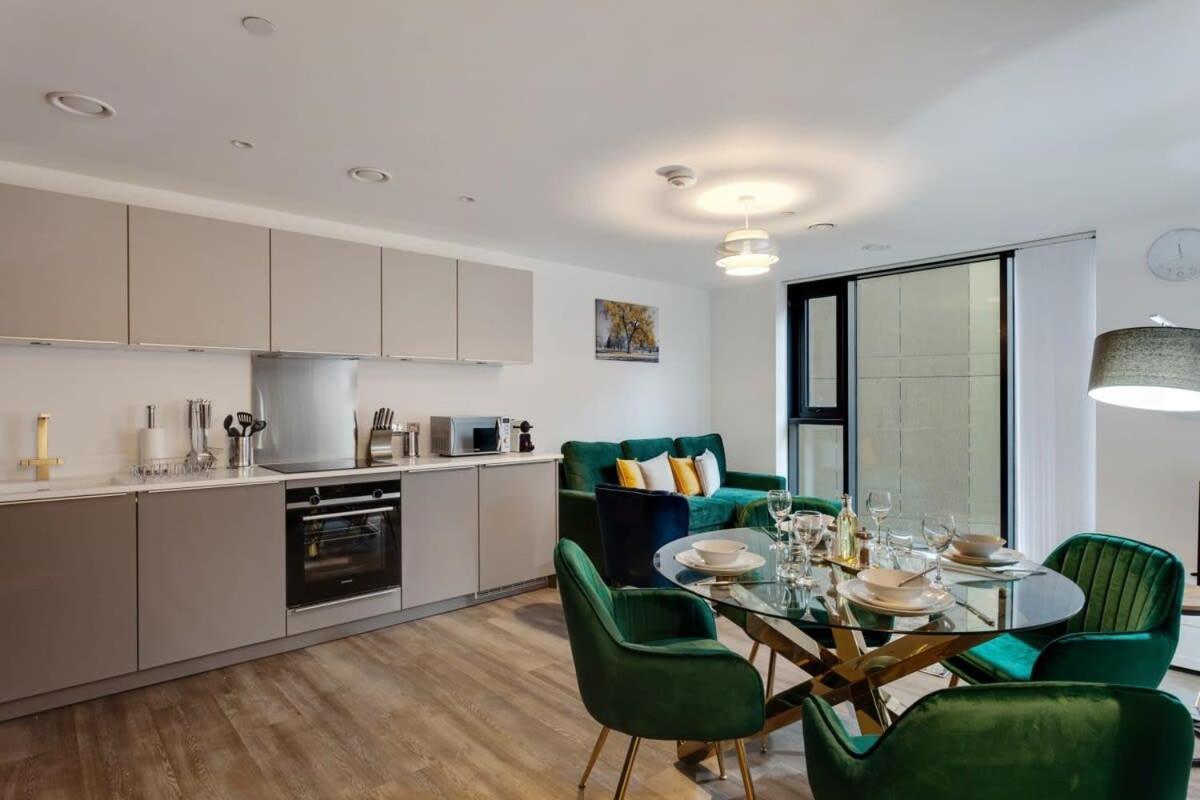 Stunning Modern 1Br Flat In Central バーミンガム エクステリア 写真